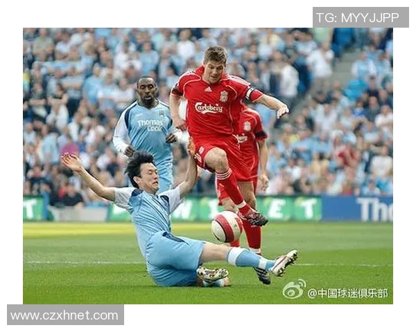 昔日恩怨再现！足球转会与老队友狭路相逢