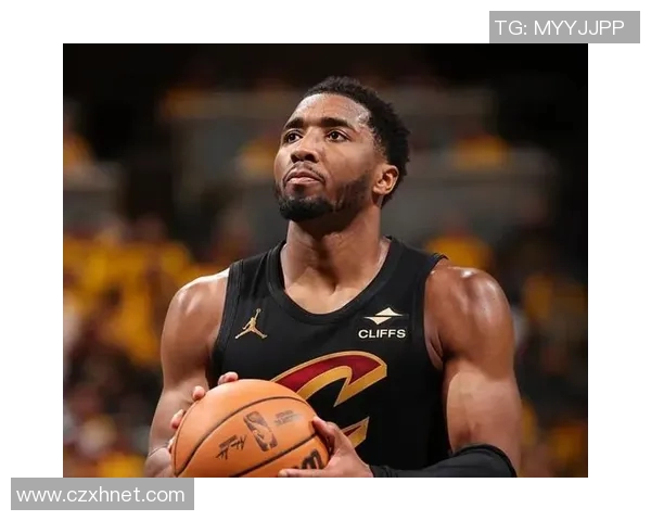 球迷炸锅：米切尔这一行为引热议！